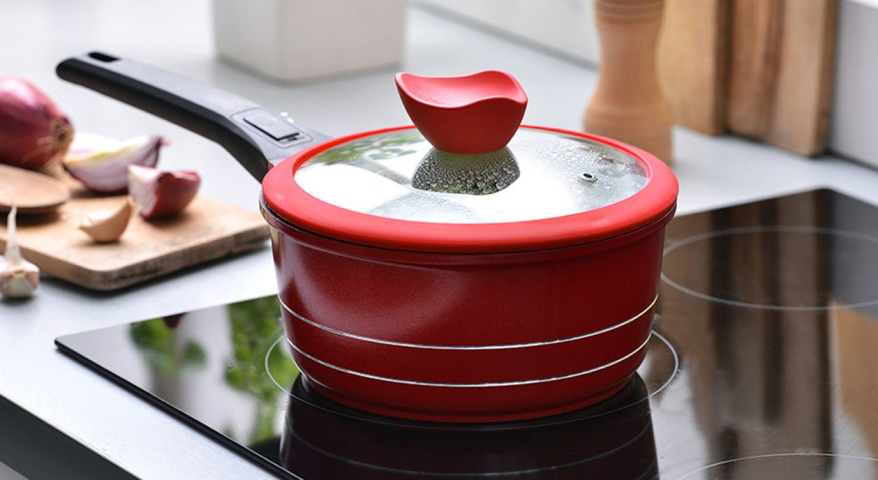 Comment nettoyer une casserole brûlée ?