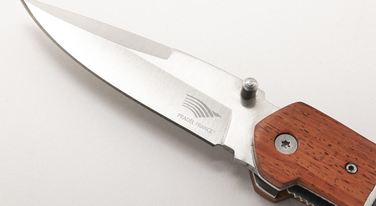 Les différences entre un couteau de poche et un couteau pliant